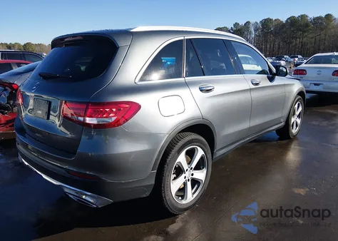 2016 Mercedes-Benz Glc 300 from USA, damaged, VIN WDC0G4JBXGF006411